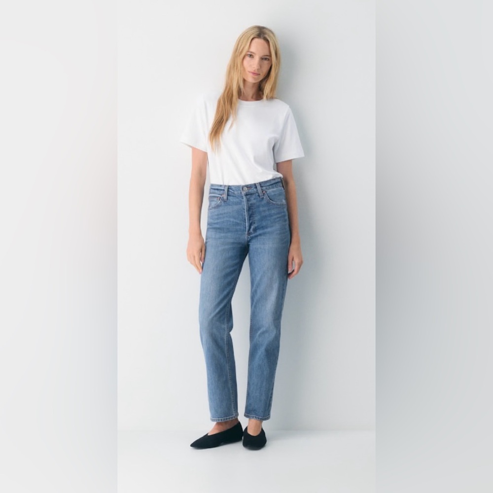 Aritzia Denim Forum The Arlo High Rise Straight Jeans Size 27